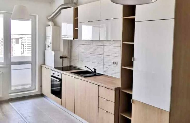 Аренда уютной квартиры-студии с отдельной комнатой и балконом, район Кьяжна, Бухарест, Румыния